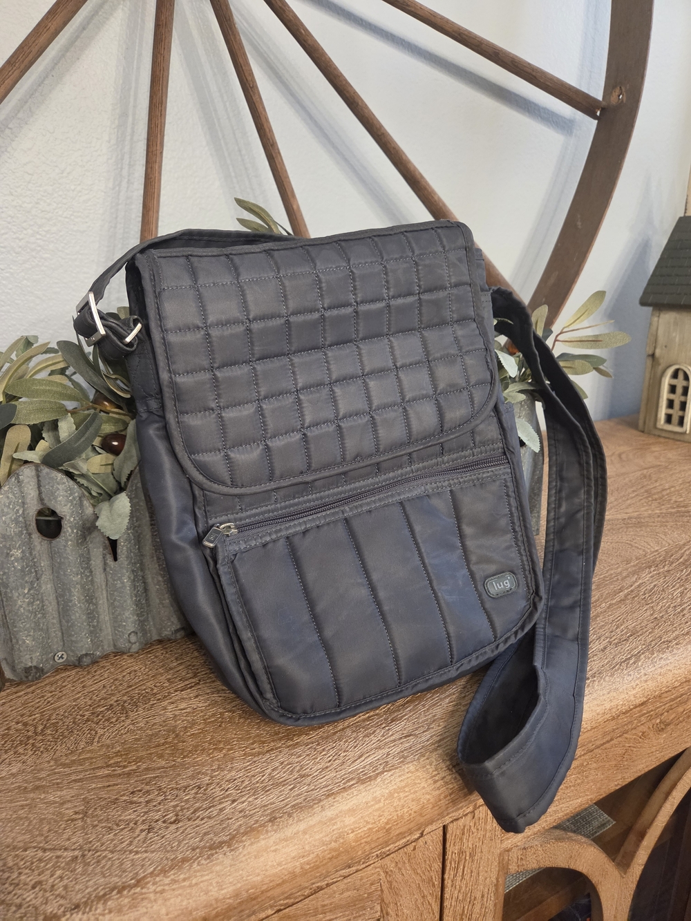 lug Quilted Crossbody Bag - Black